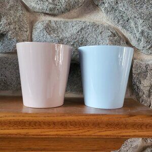 Set of 2 Planters Pink & Blue